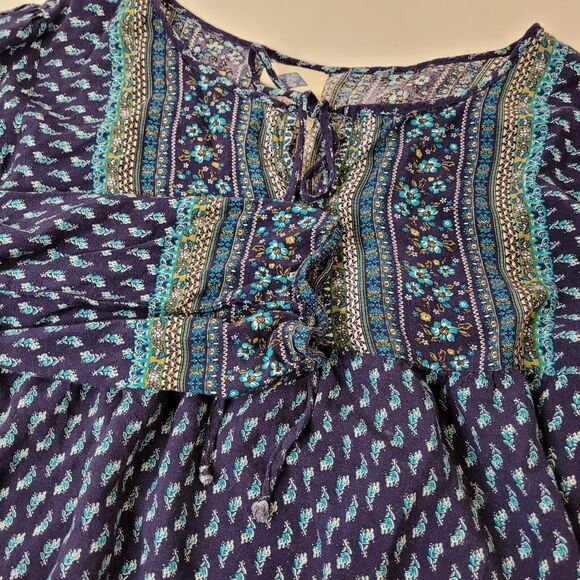 Wild Blue X Sadie Robertson Blue Floral Tasseled Boho Blouse Size L Keyhole Neck - Picture 1 of 6